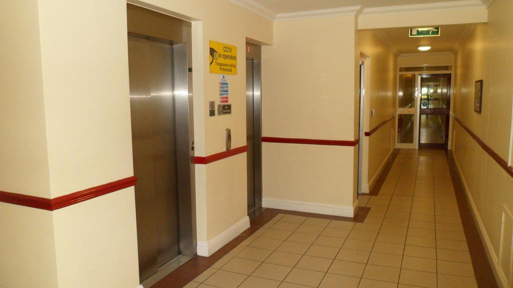 Inn On The Liffey Guesthouse 더블린 외부 사진